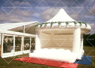 Het openlucht Witte 4x3.5m Kasteel van Carrousel Opblaasbare Bouncy voor Huwelijksgebruik
